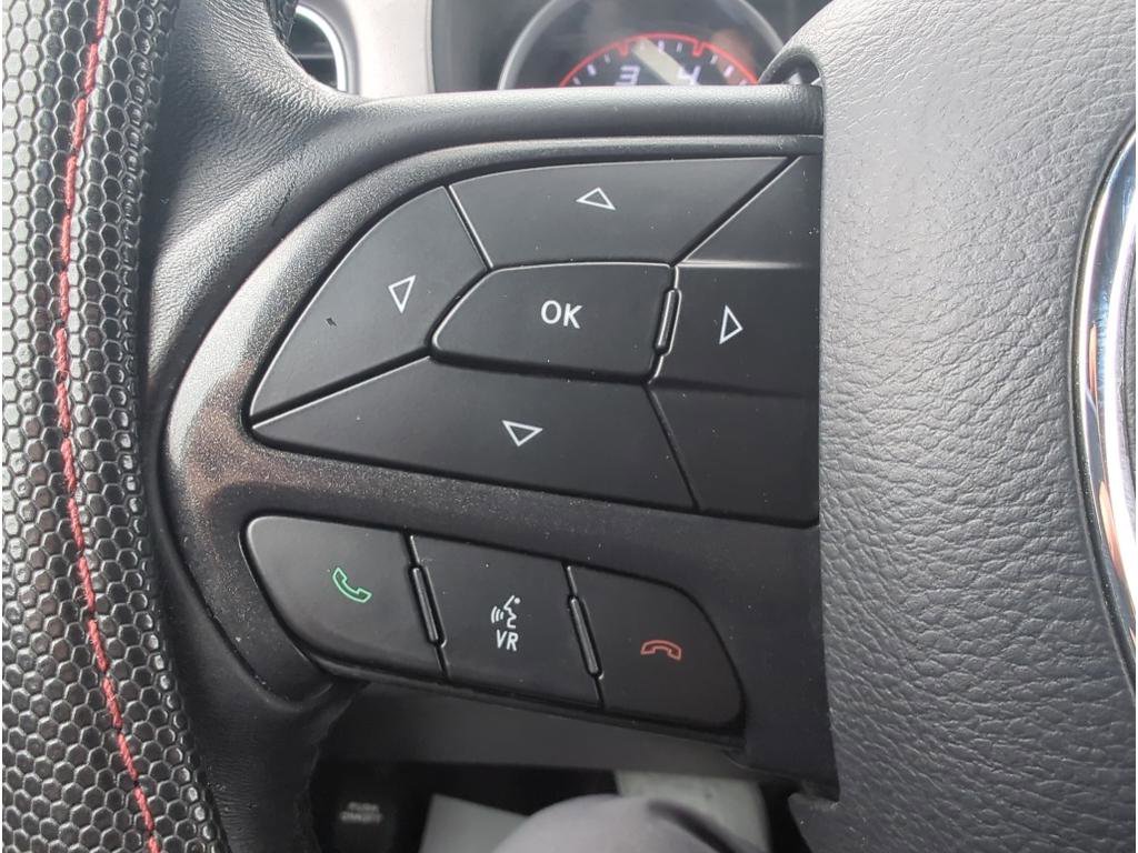 Used 2019 Dodge Charger SXT image 13