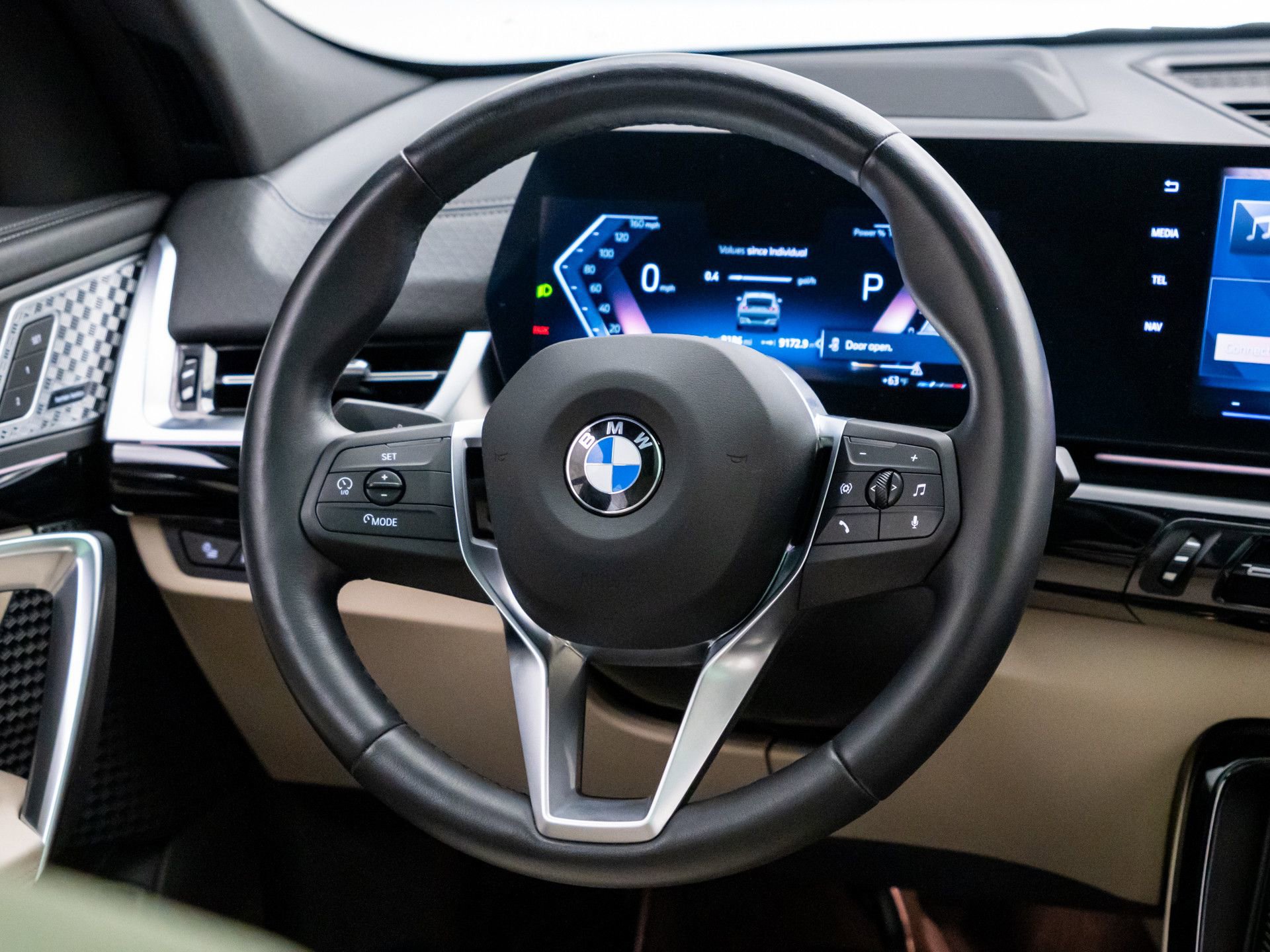 Certified 2025 BMW X2 xDrive28i w/ Premium Package AWD/4WD image 11