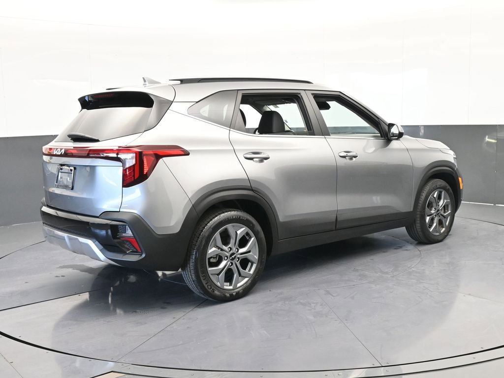 Used 2024 Kia Seltos S image 6