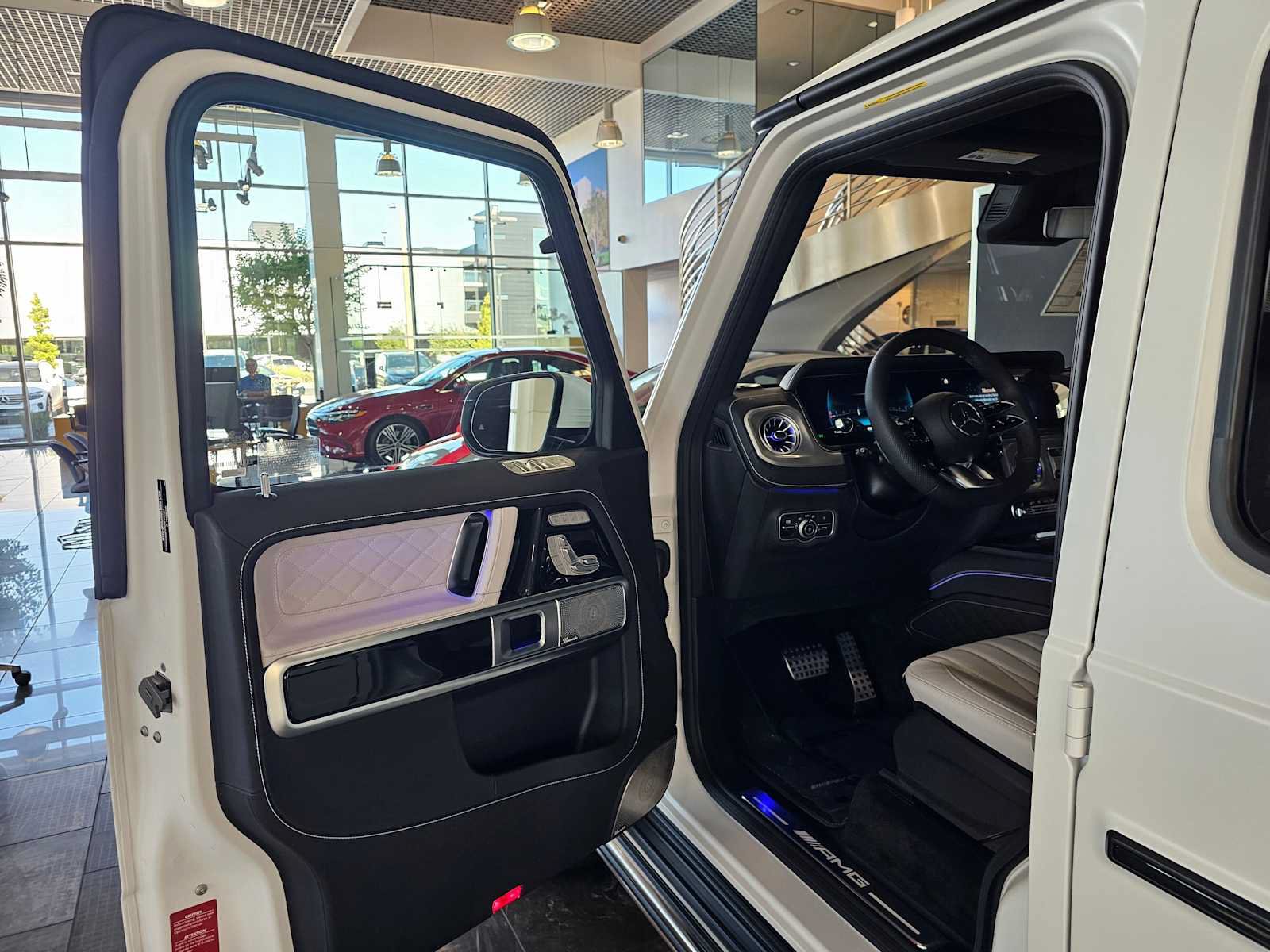 New 2027 Mercedes-Benz G 63 AMG 4MATIC image 19