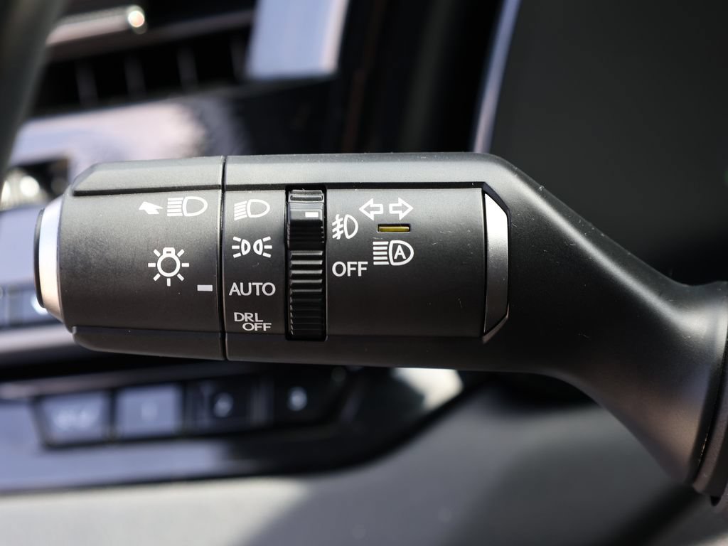 Used 2025 Lexus RX 350h w/ Accessory Package (Z1) AWD/4WD image 38