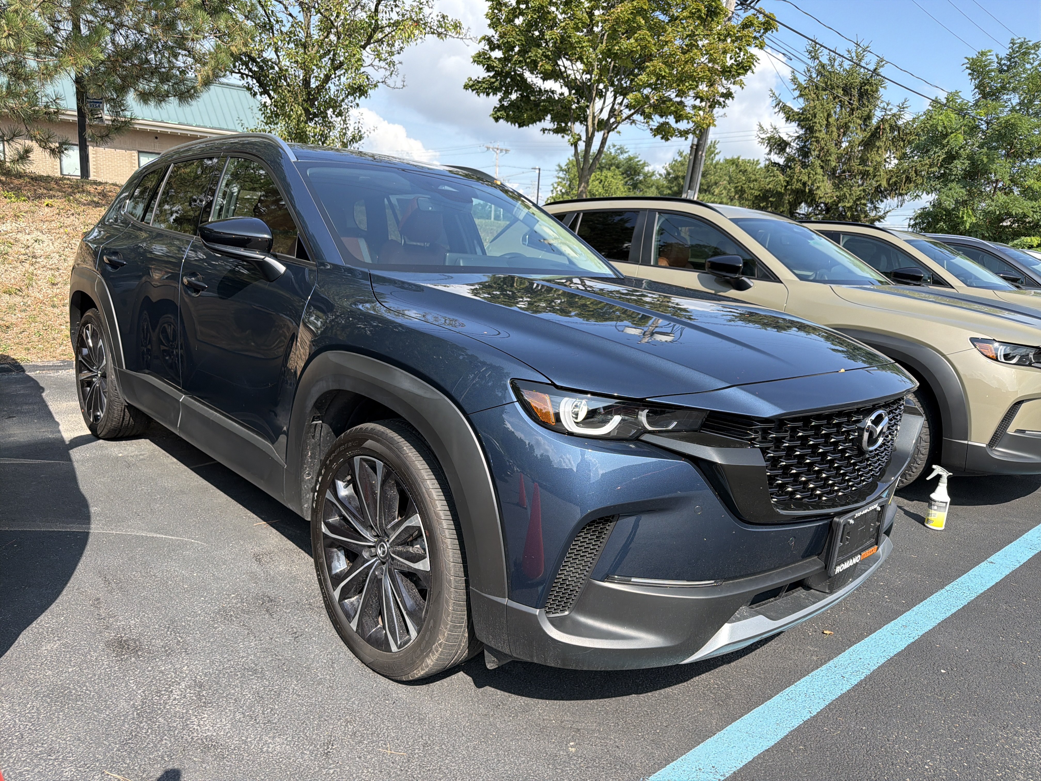 Certified 2025 MAZDA CX-50 2.5 Turbo w/ Premium Plus Pkg AWD/4WD image 2