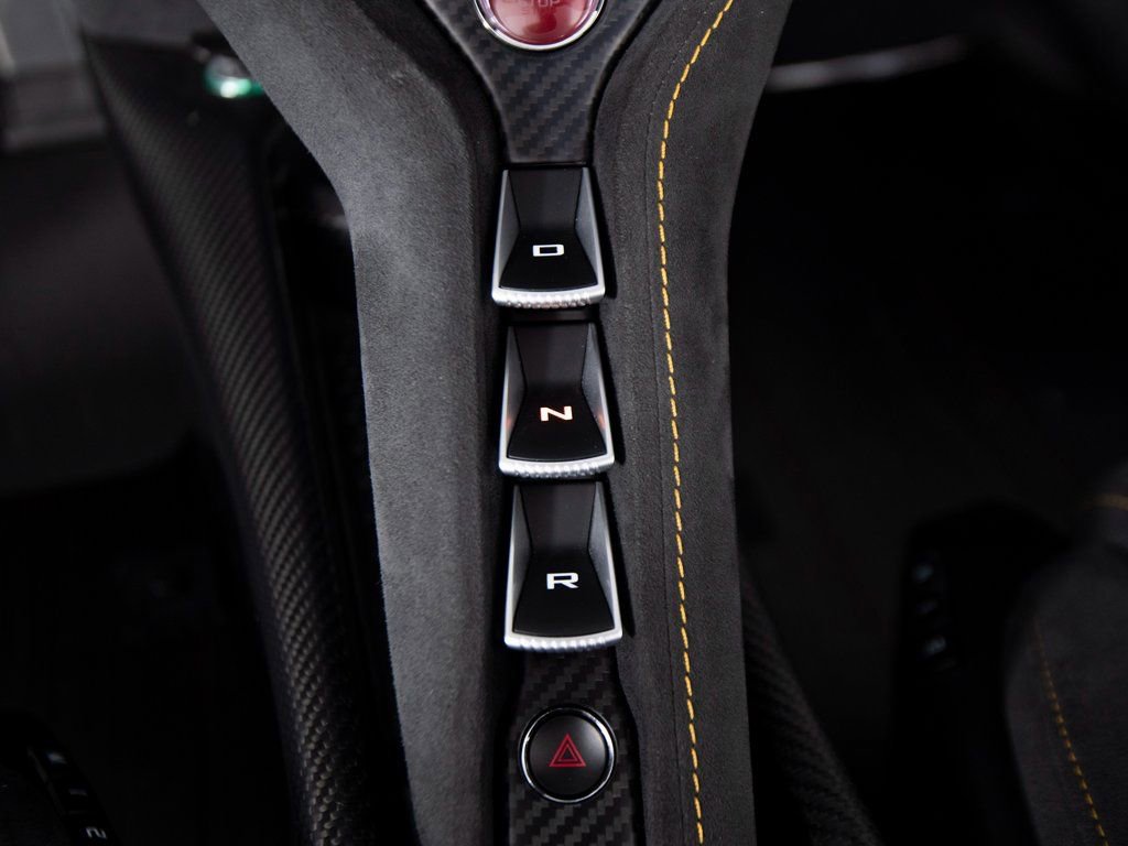 Used 2021 McLaren 765LT RWD image 21