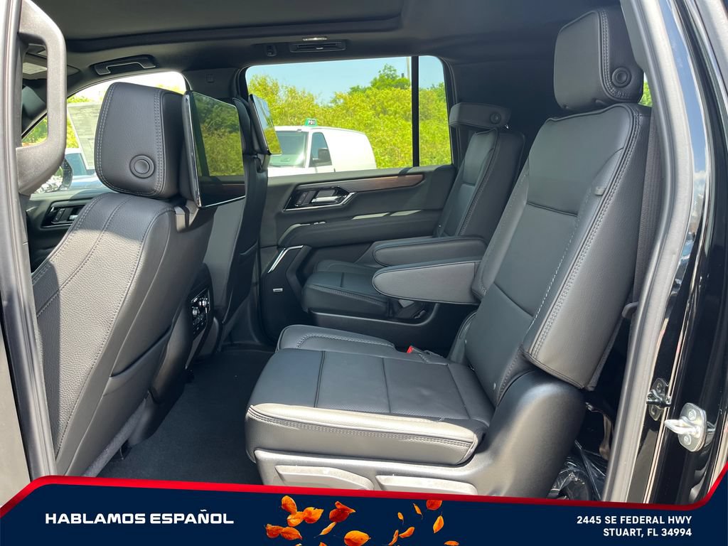 New 2026 GMC Yukon XL Denali w/ Denali Reserve Package AWD/4WD image 11
