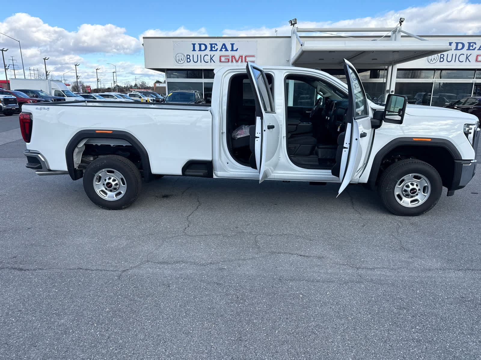 New 2025 GMC Sierra 2500 Pro w/ 1SA Pro Safety Plus Package image 23