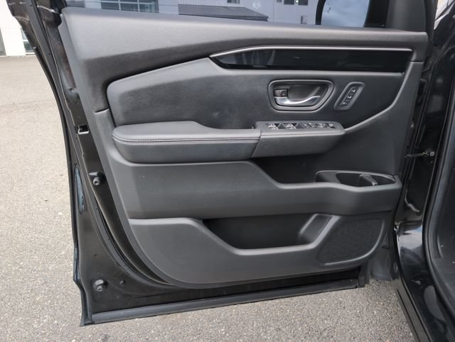 Used 2023 Honda Pilot Touring image 18