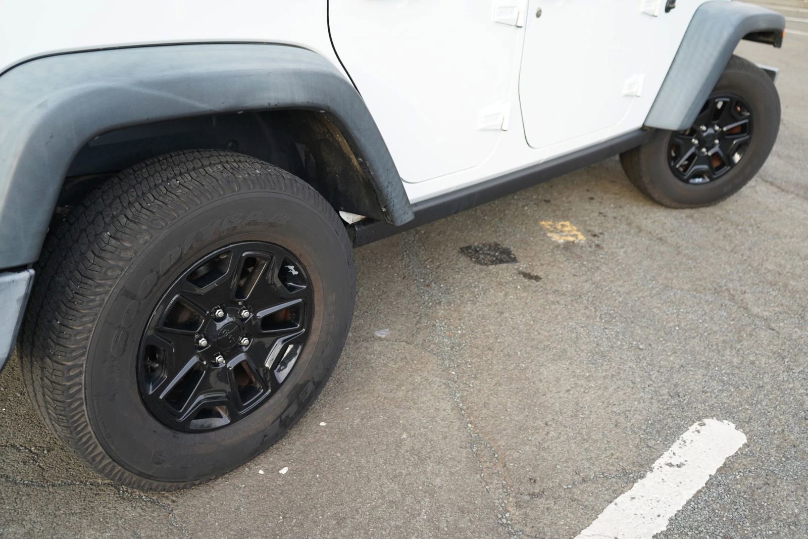 Used 2015 Jeep Wrangler Unlimited Sport image 7