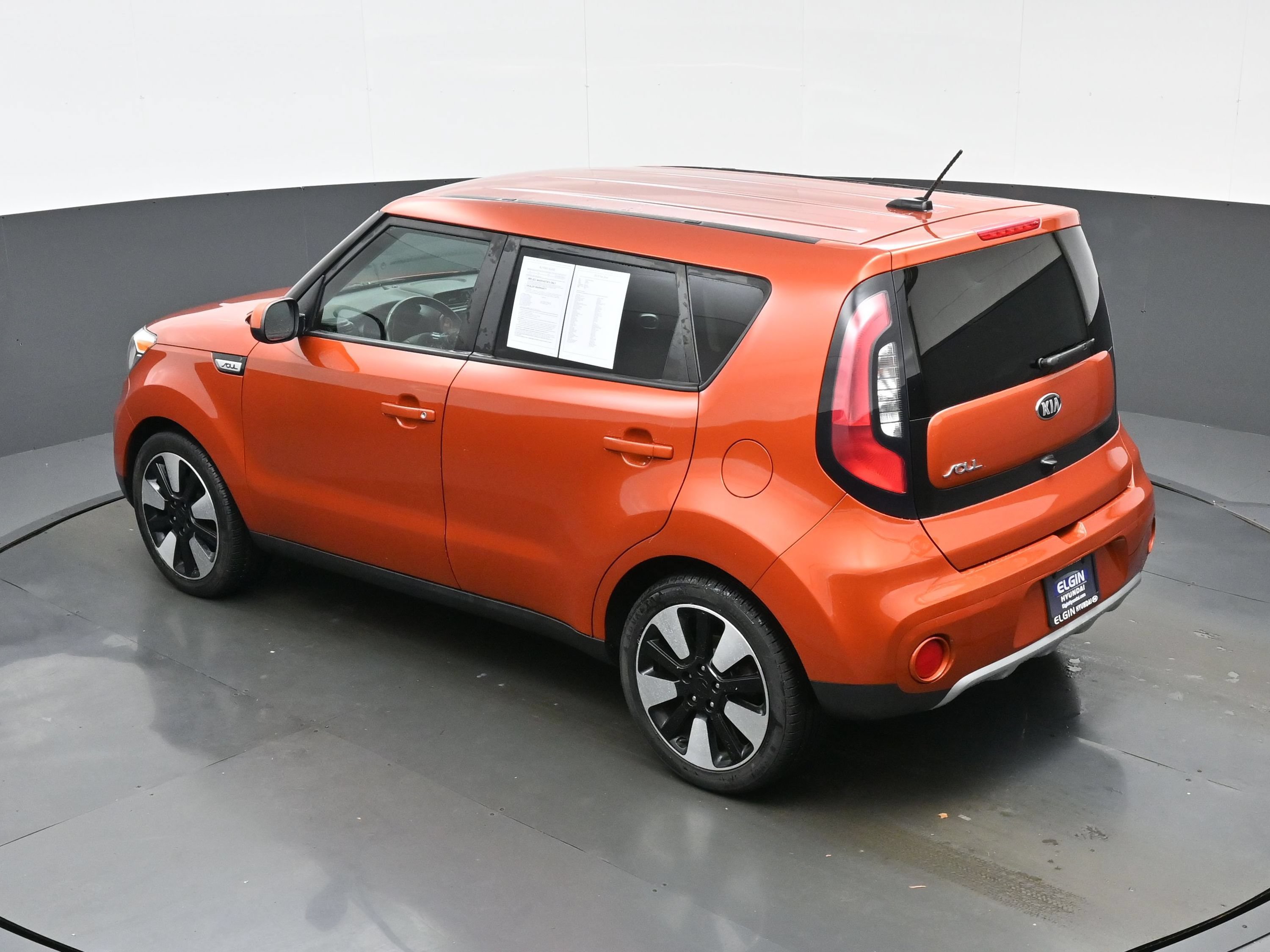 Used 2019 Kia Soul + FWD image 31