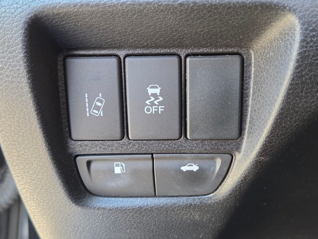 Used 2017 Acura TLX w/ Technology Package FWD image 35