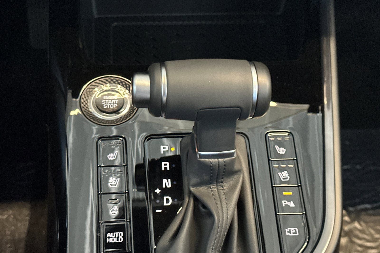 New 2026 Kia Niro FWD image 22