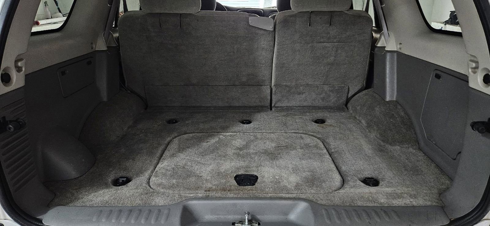 Used 2005 Chevrolet TrailBlazer LS w/ LS Preferred Equipment Group AWD/4WD image 17