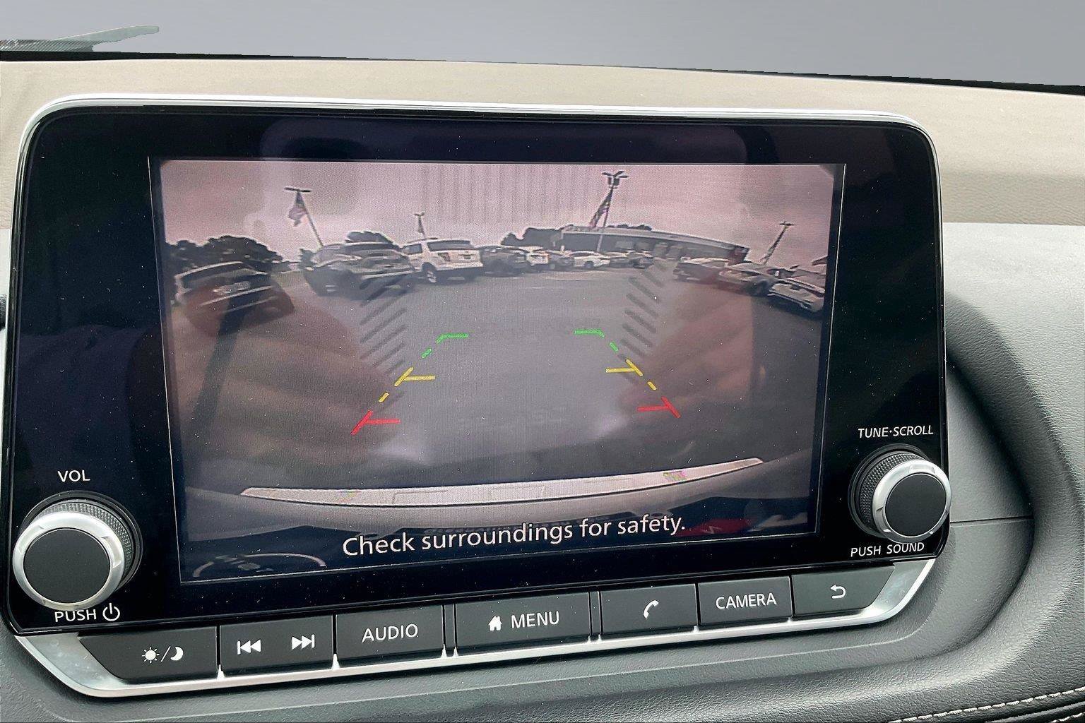 Certified 2022 Nissan Rogue SV FWD image 22