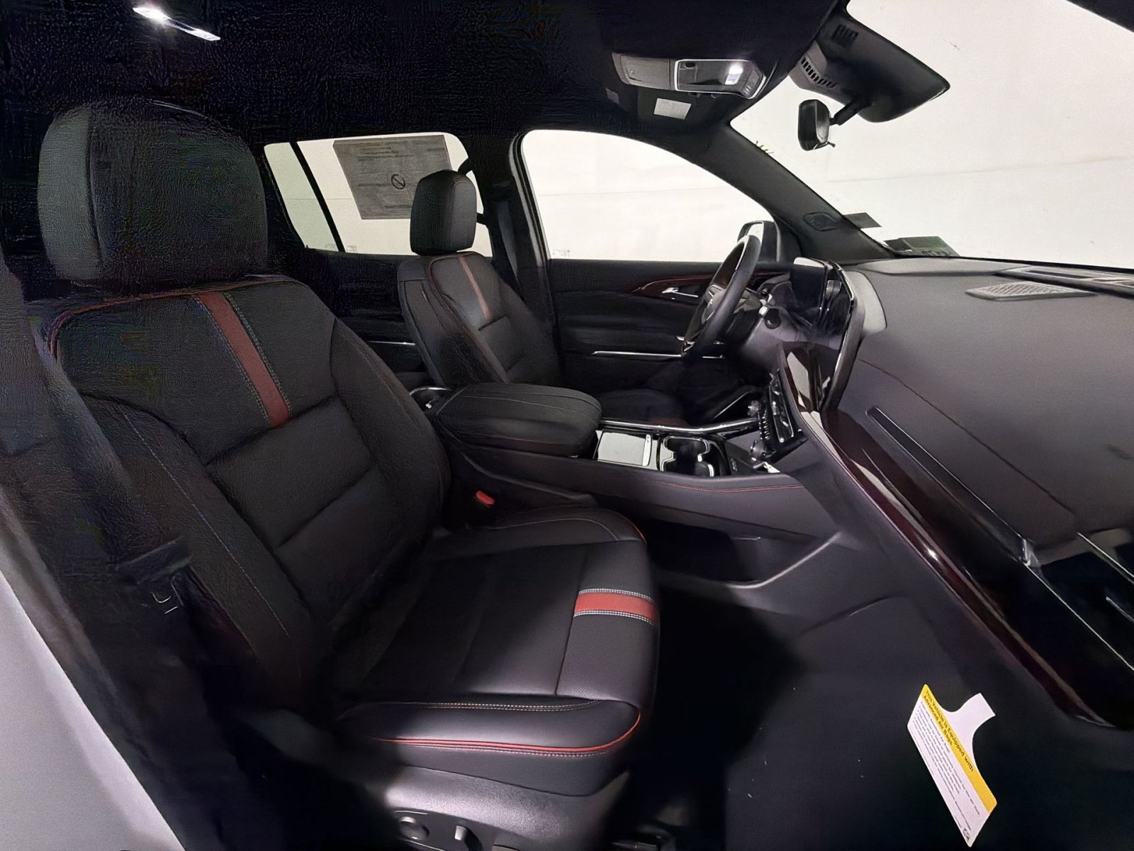 New 2027 Chevrolet Traverse RS AWD/4WD image 27