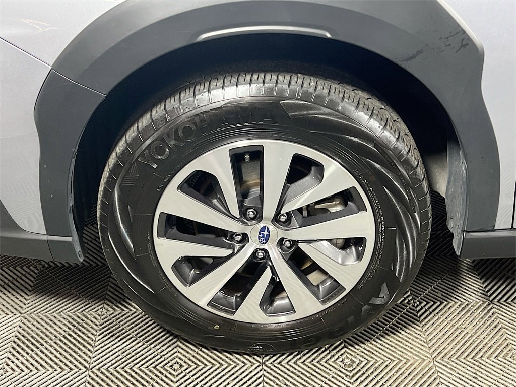 Used 2025 Subaru Outback Premium image 27