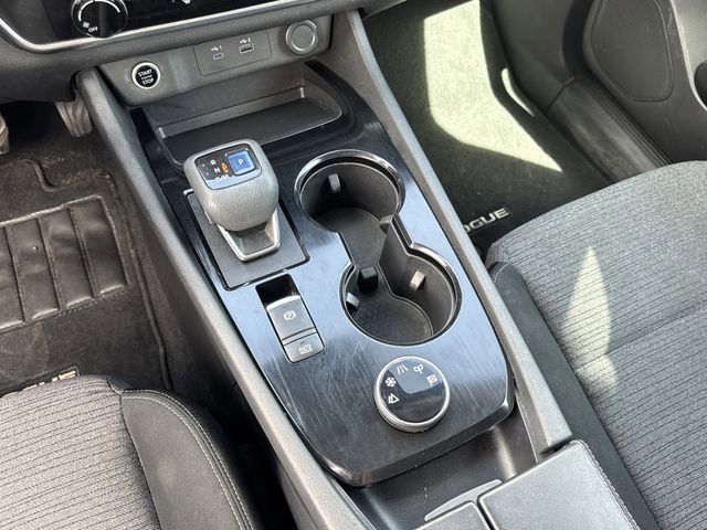 Used 2021 Nissan Rogue S image 18