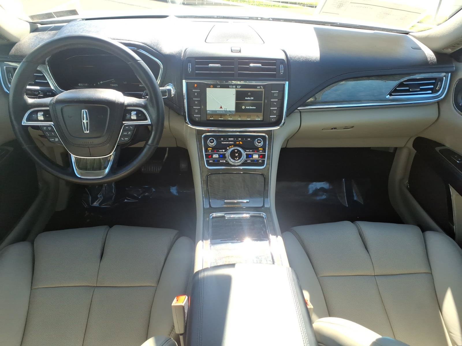 Used 2018 Lincoln Continental Reserve FWD image 10