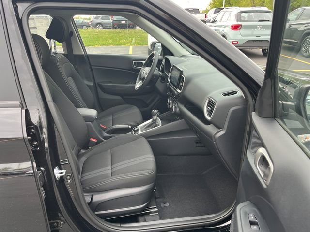 New 2026 Hyundai Venue SEL FWD image 17