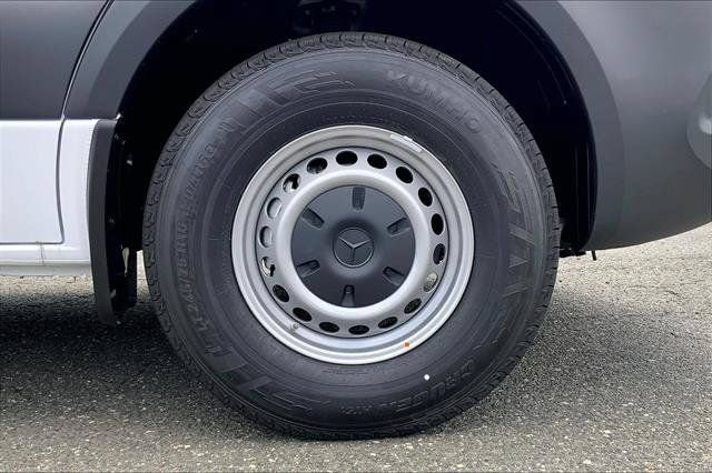 New 2026 Mercedes-Benz Sprinter 2500 image 28