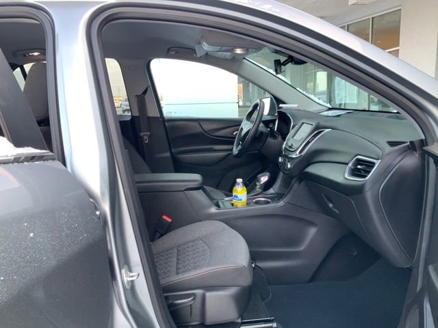 Used 2024 Chevrolet Equinox LT image 16