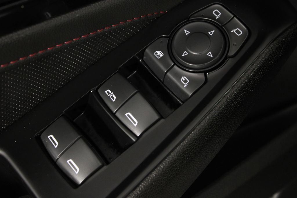 Used 2023 Chevrolet Traverse RS FWD image 23