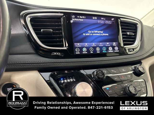 Used 2020 Chrysler Pacifica Limited w/ Advanced Safetytec Group FWD image 6