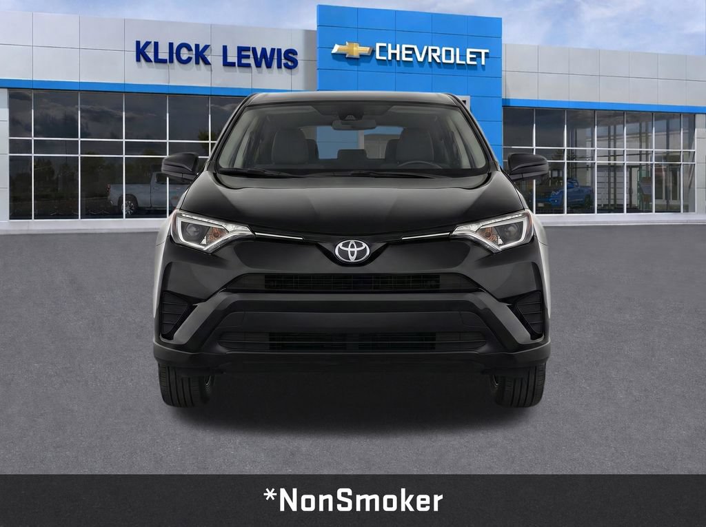 Used 2018 Toyota RAV4 LE w/ All Weather Liner Package FWD video 2