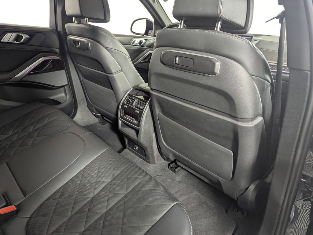 Used 2024 BMW X6 xDrive40i image 33