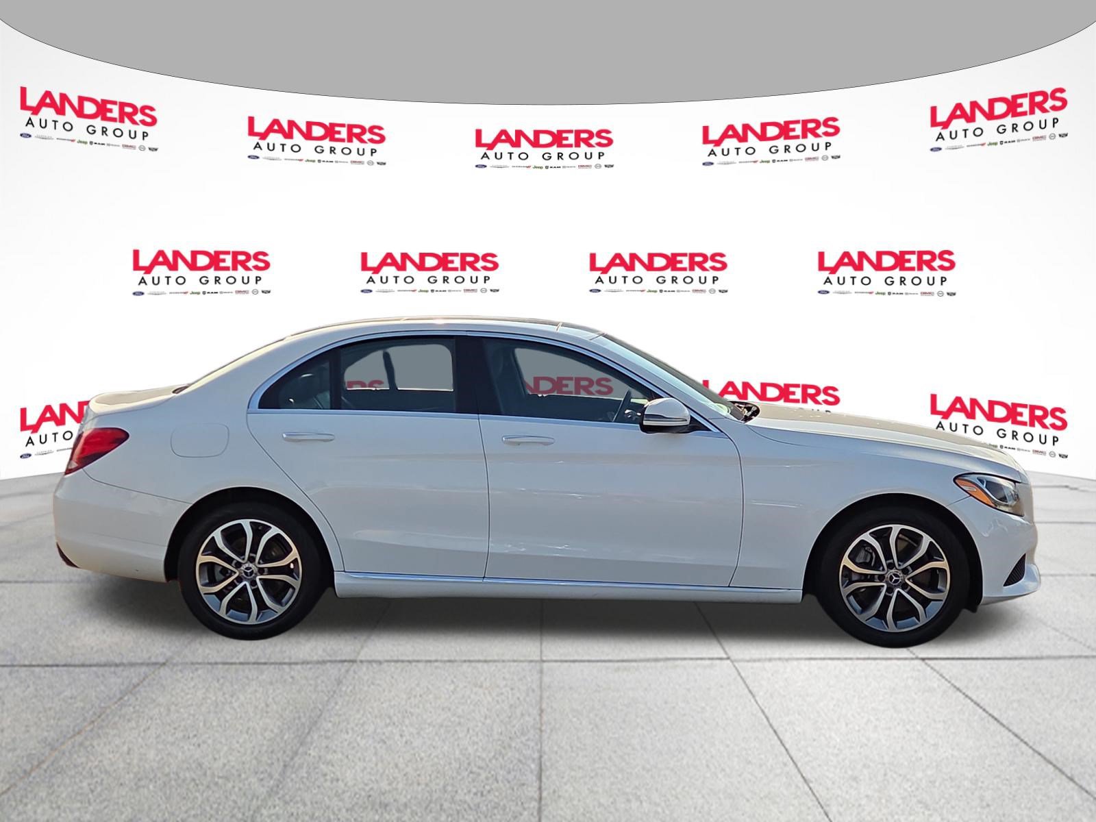Used 2017 Mercedes-Benz C 300 4MATIC Sedan image 2