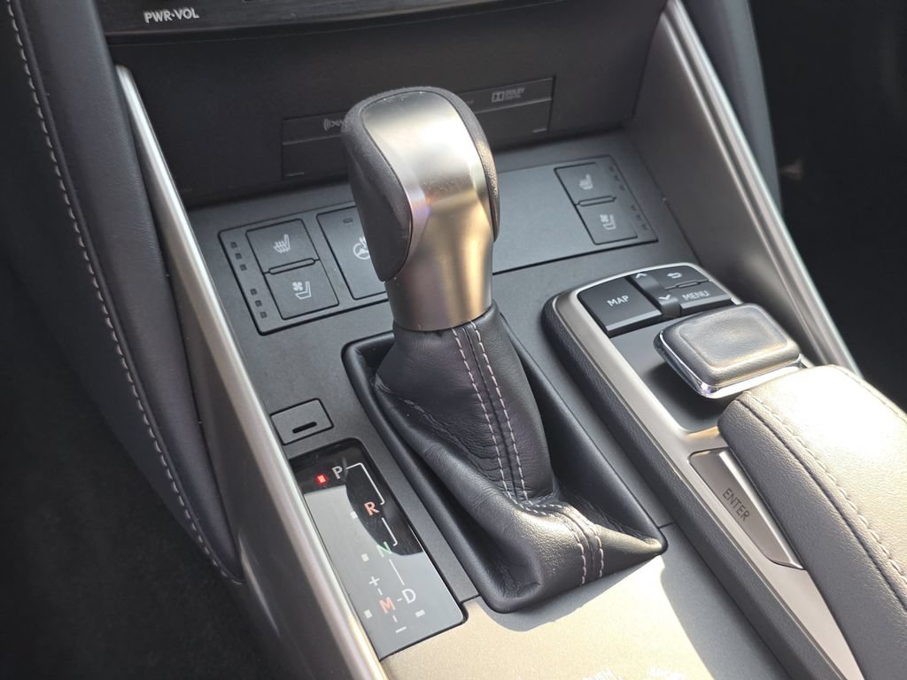 Used 2018 Lexus IS 300 AWD w/ Premium Package image 26
