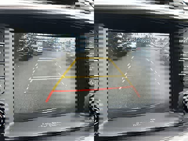 Used 2018 Kia Sorento LX image 12