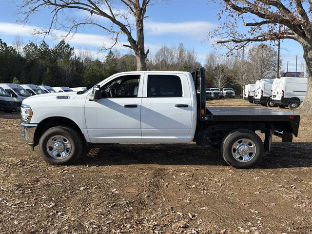 Used 2024 RAM 2500 Tradesman w/ Chrome Appearance Group AWD/4WD image 10