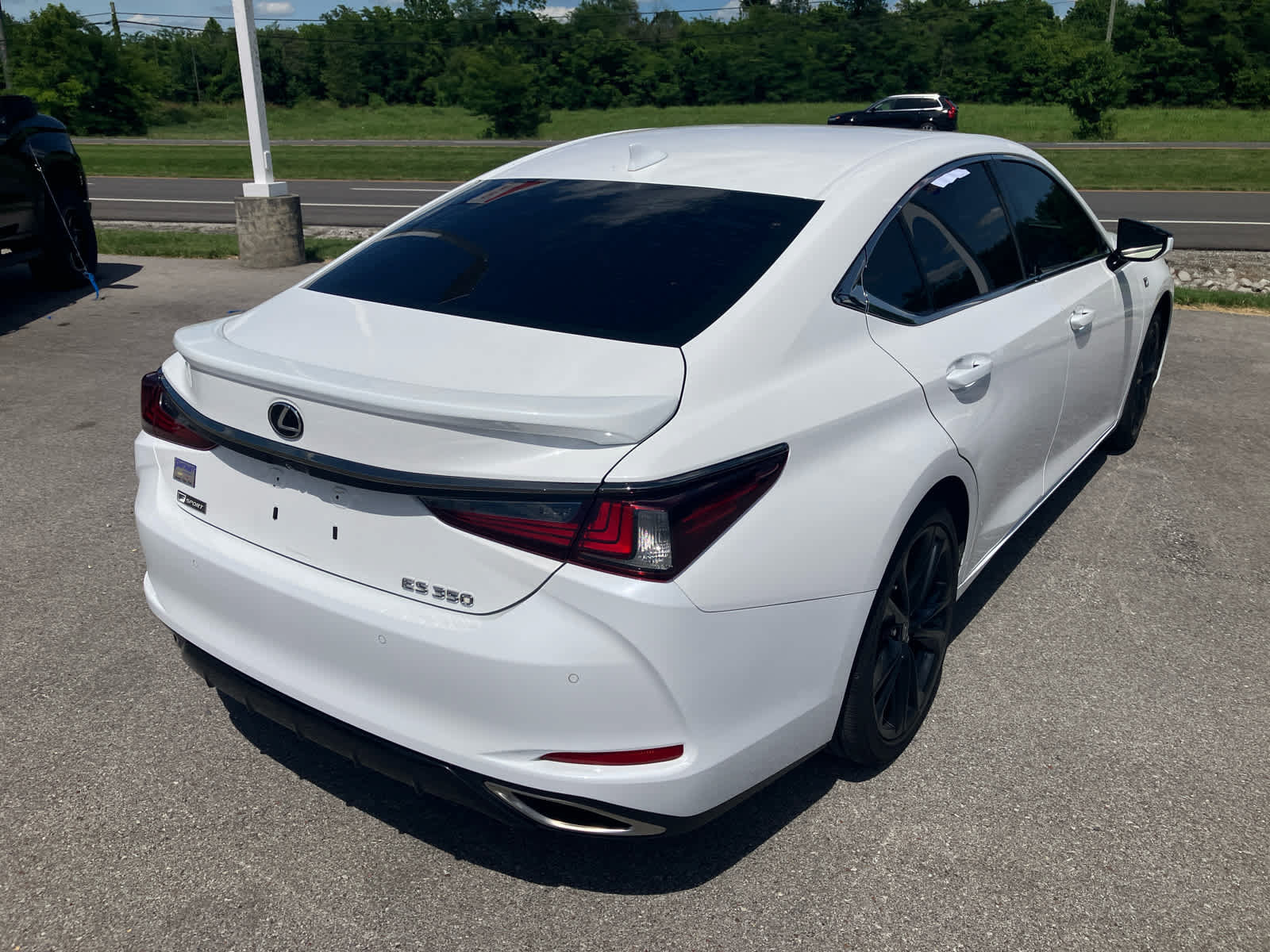 Used 2021 Lexus ES 350 F Sport w/ Accessory Package FWD image 7