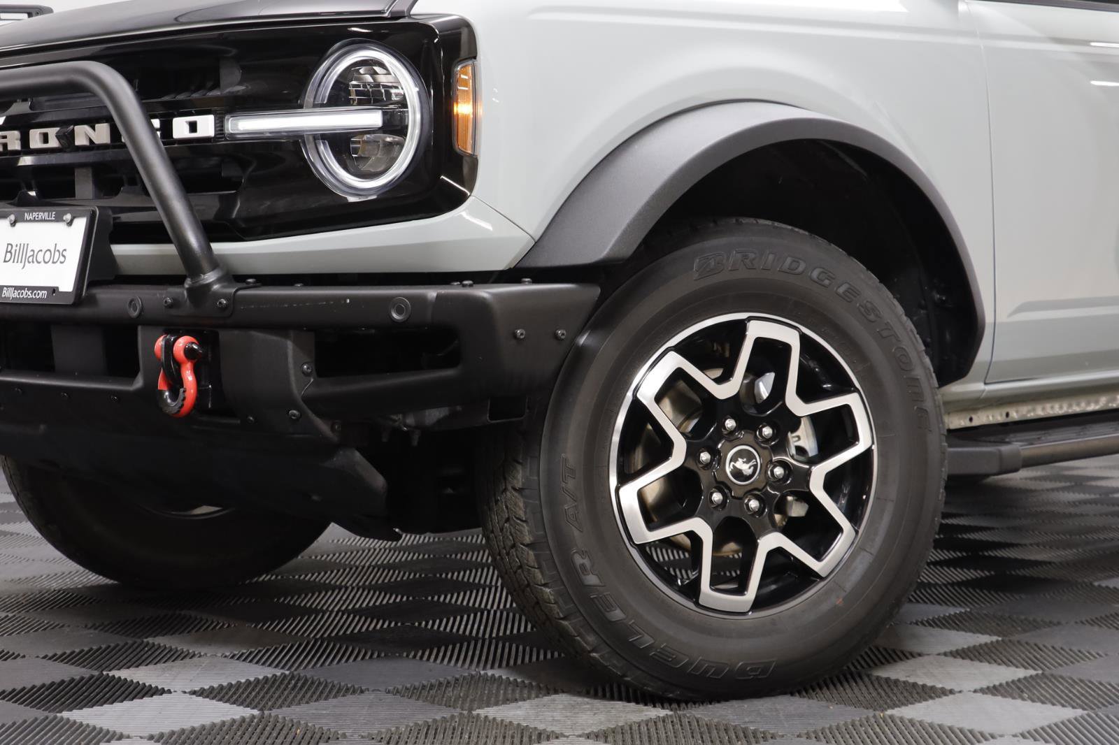 Used 2021 Ford Bronco Outer Banks image 3