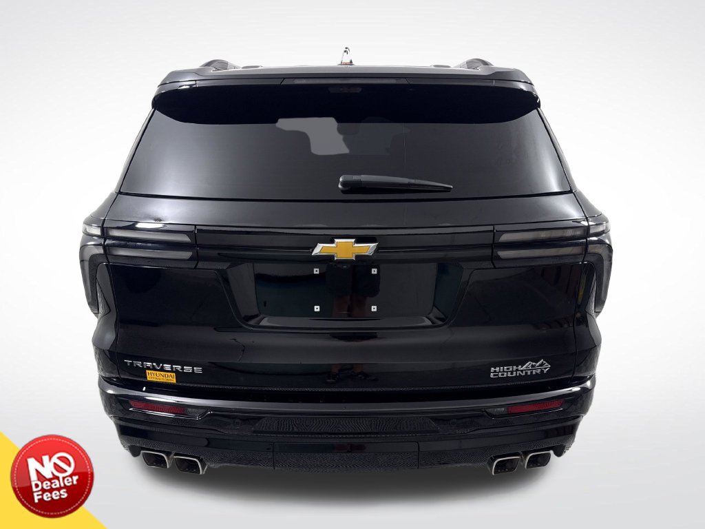 Used 2026 Chevrolet Traverse High Country FWD image 5