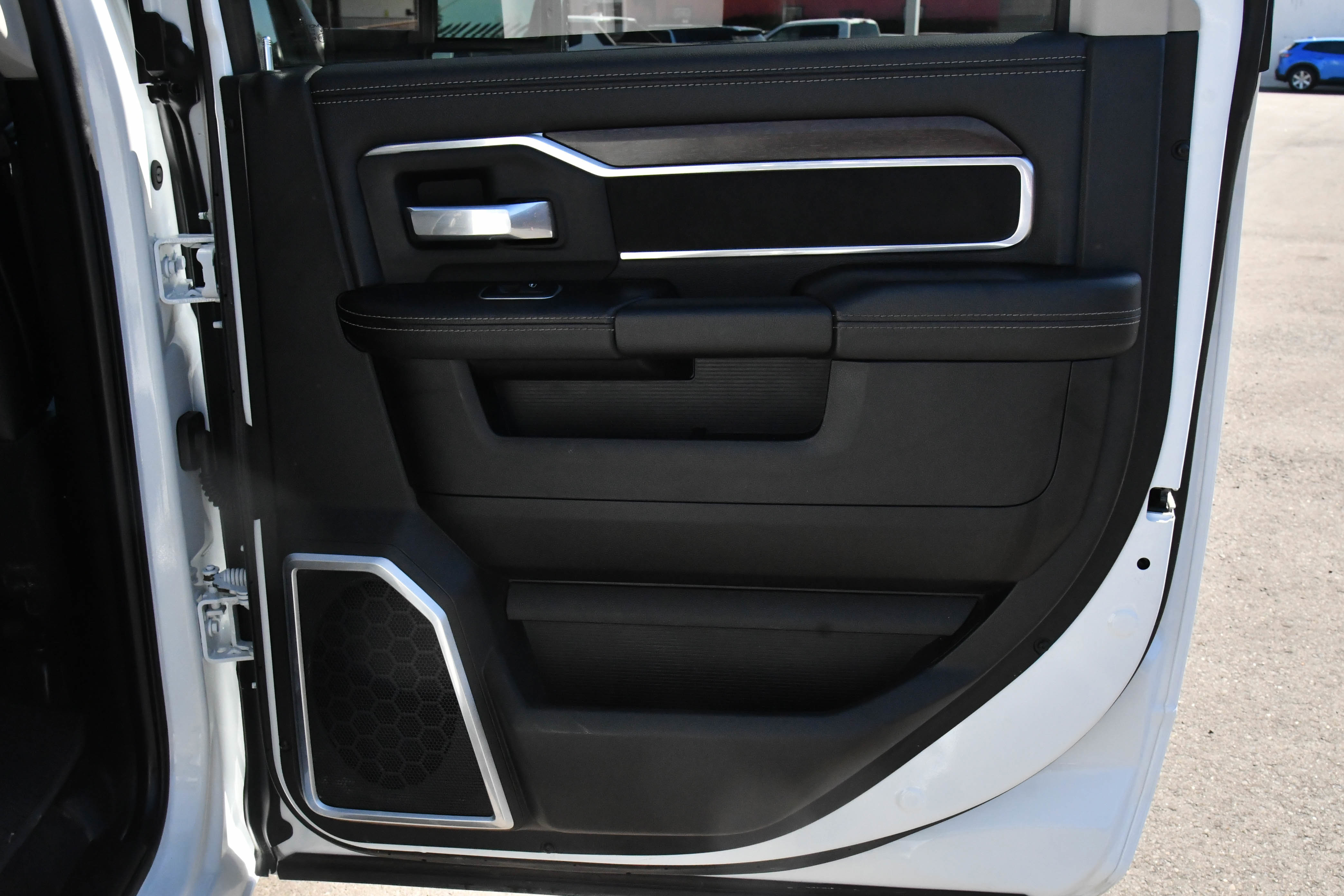 Used 2024 RAM 2500 Laramie image 49