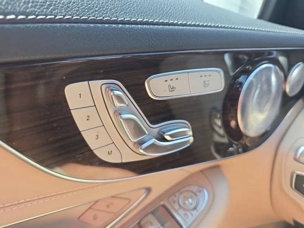 Used 2017 Mercedes-Benz C 300 4MATIC Cabriolet image 23