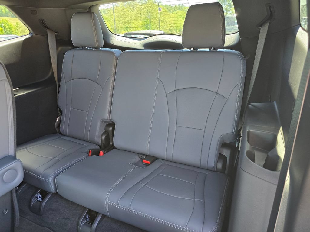 Certified 2023 Buick Enclave Essence FWD image 8