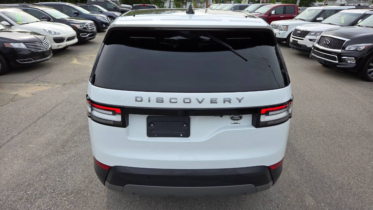 Used 2019 Land Rover Discovery SE AWD/4WD image 11
