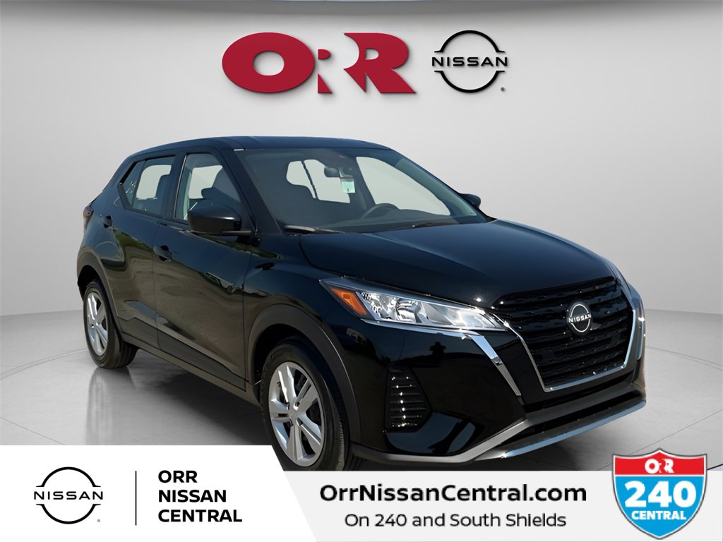 New 2025 Nissan Kicks Play S w/ Interior Electronics Package image 3