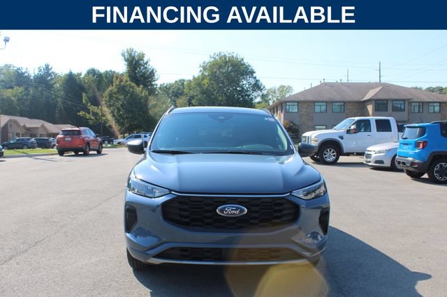 Used 2024 Ford Escape ST-Line w/ Tech Pack #1 AWD/4WD image 3