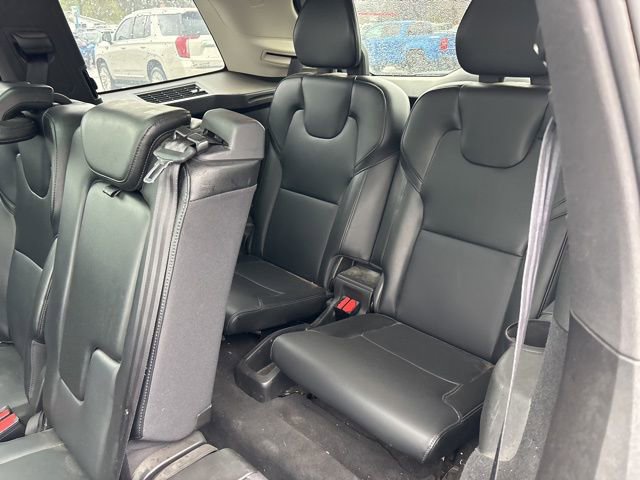 Used 2018 Volvo XC90 T5 Momentum w/ Convenience Package image 15
