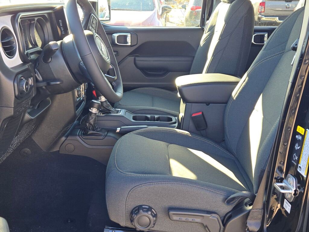 New 2025 Jeep Wrangler Sport S image 22
