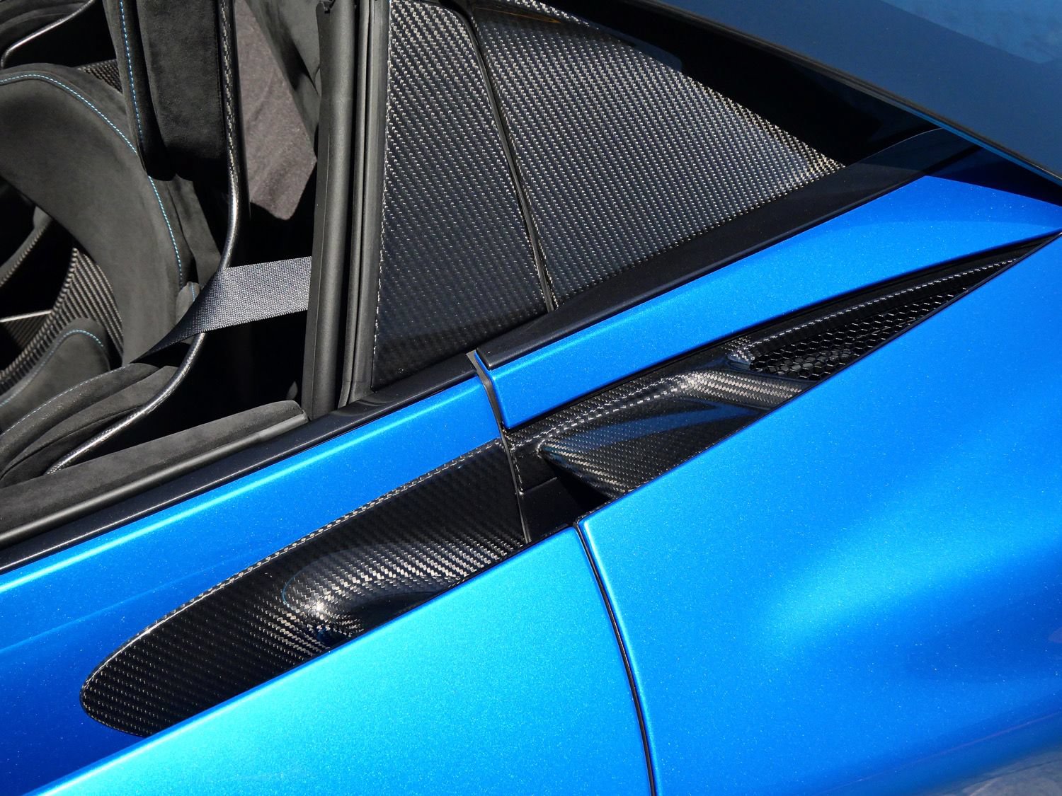 Used 2022 McLaren 765LT RWD image 23