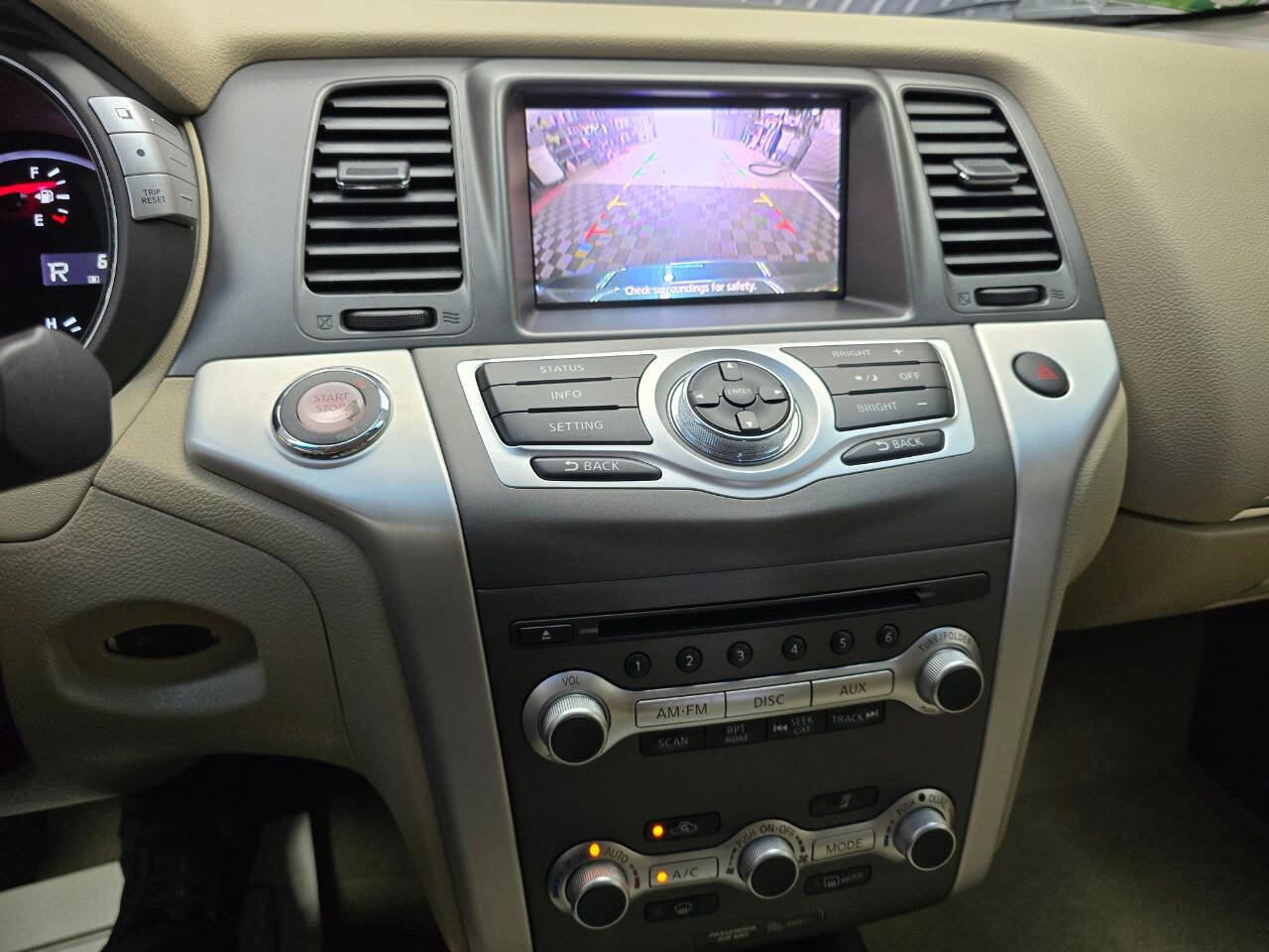 Used 2013 Nissan Murano SV image 23