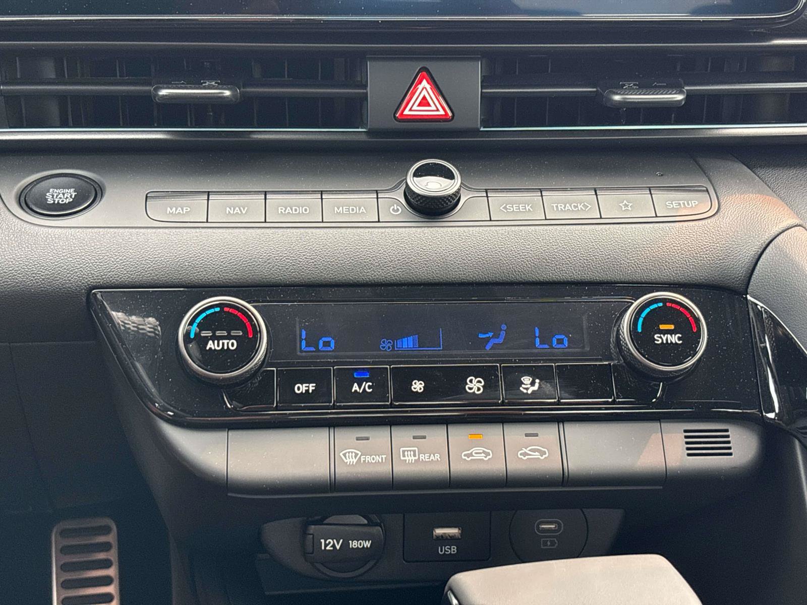 Certified 2026 Hyundai Elantra SEL FWD image 18