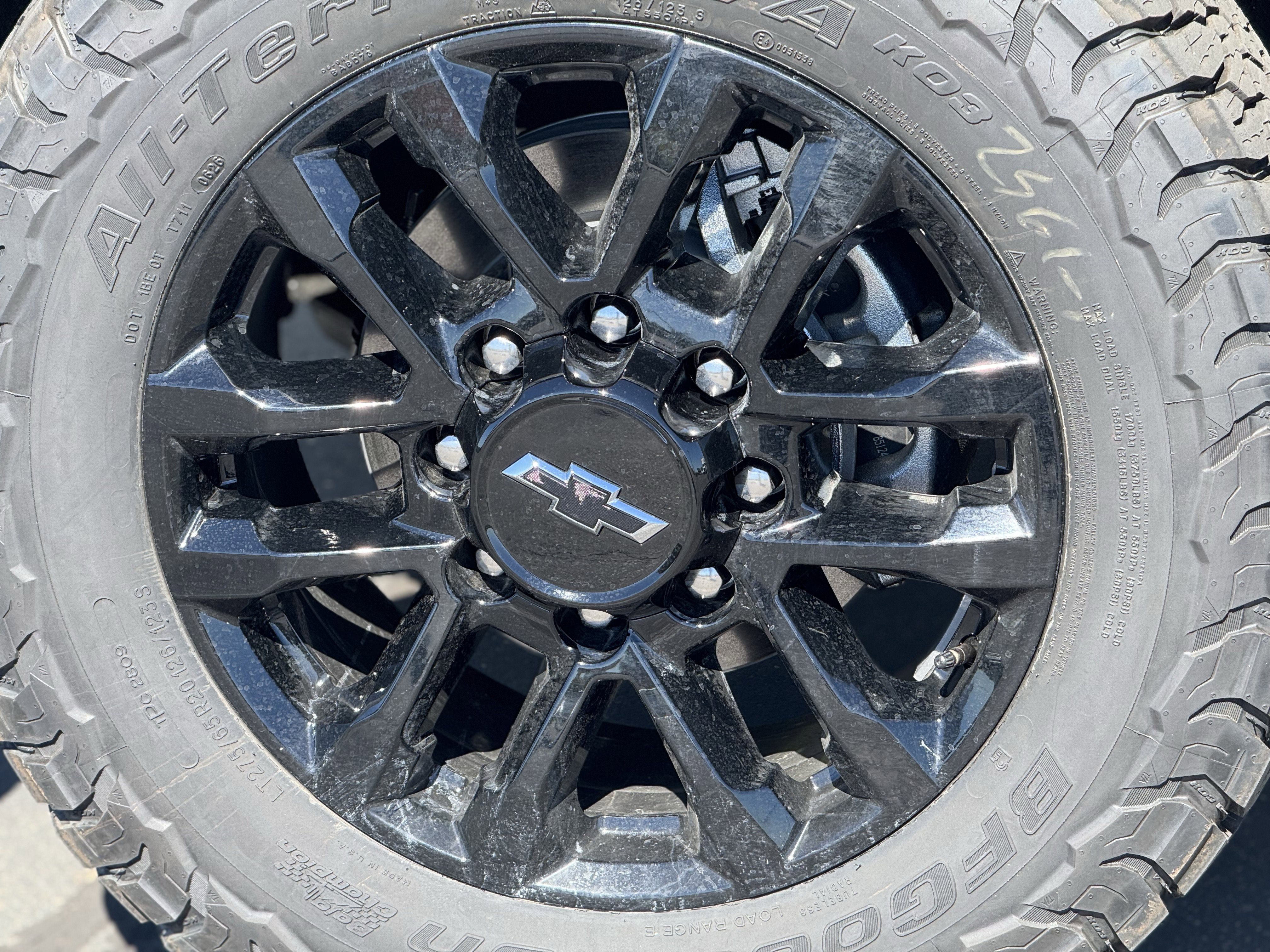 New 2026 Chevrolet Silverado 3500 LTZ w/ Trail Boss Package image 9