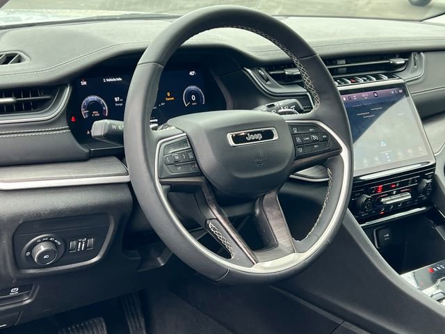 Used 2023 Jeep Grand Cherokee L Limited w/ Black Appearance Package image 2