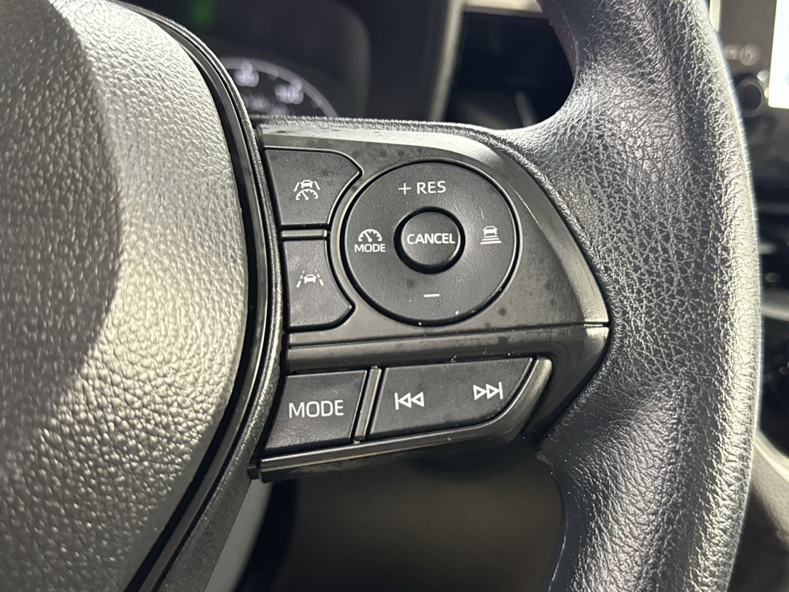 Used 2024 Toyota Corolla Cross AWD Hybrid image 44
