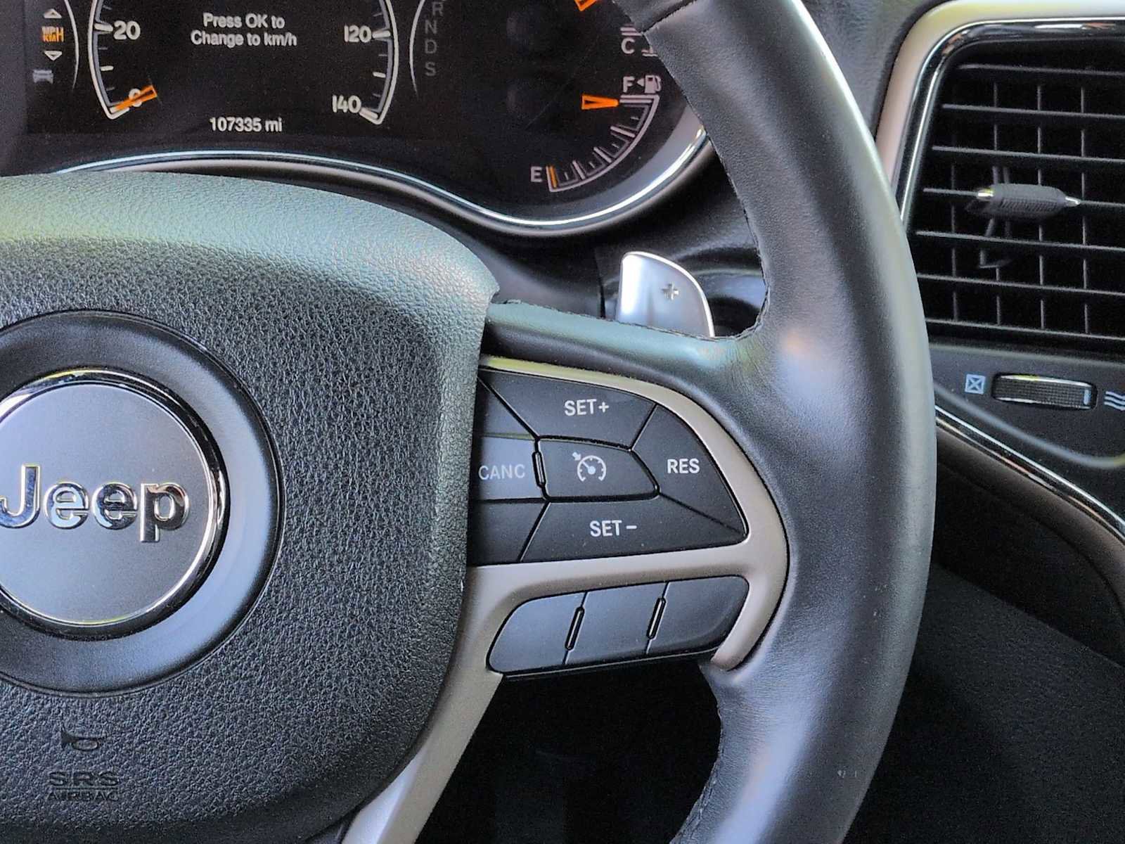 Used 2014 Jeep Grand Cherokee Laredo w/ 18" Wheel & 8.4" Radio Group RWD image 25