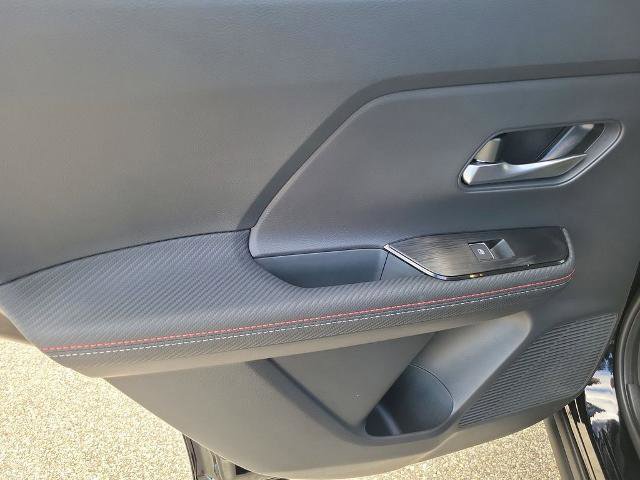 Certified 2025 Nissan Kicks SR w/ SR Premium Package image 17